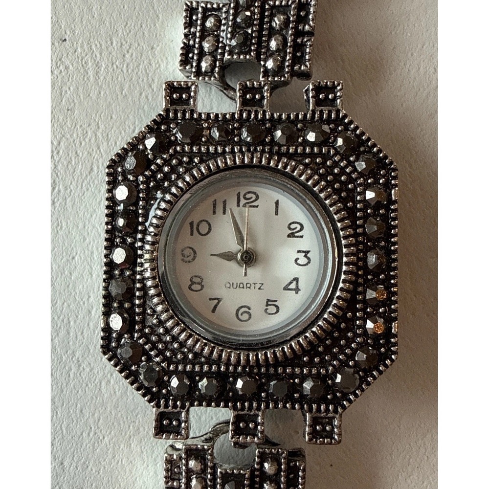 VTG Unbranded Art Deco Style Quartz Watch 8" Stainless Steel Back Works